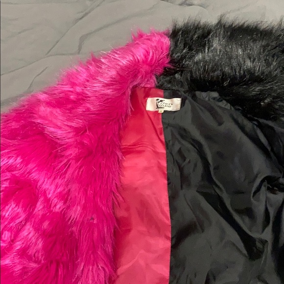 Fo fur coat - Picture 2 of 4